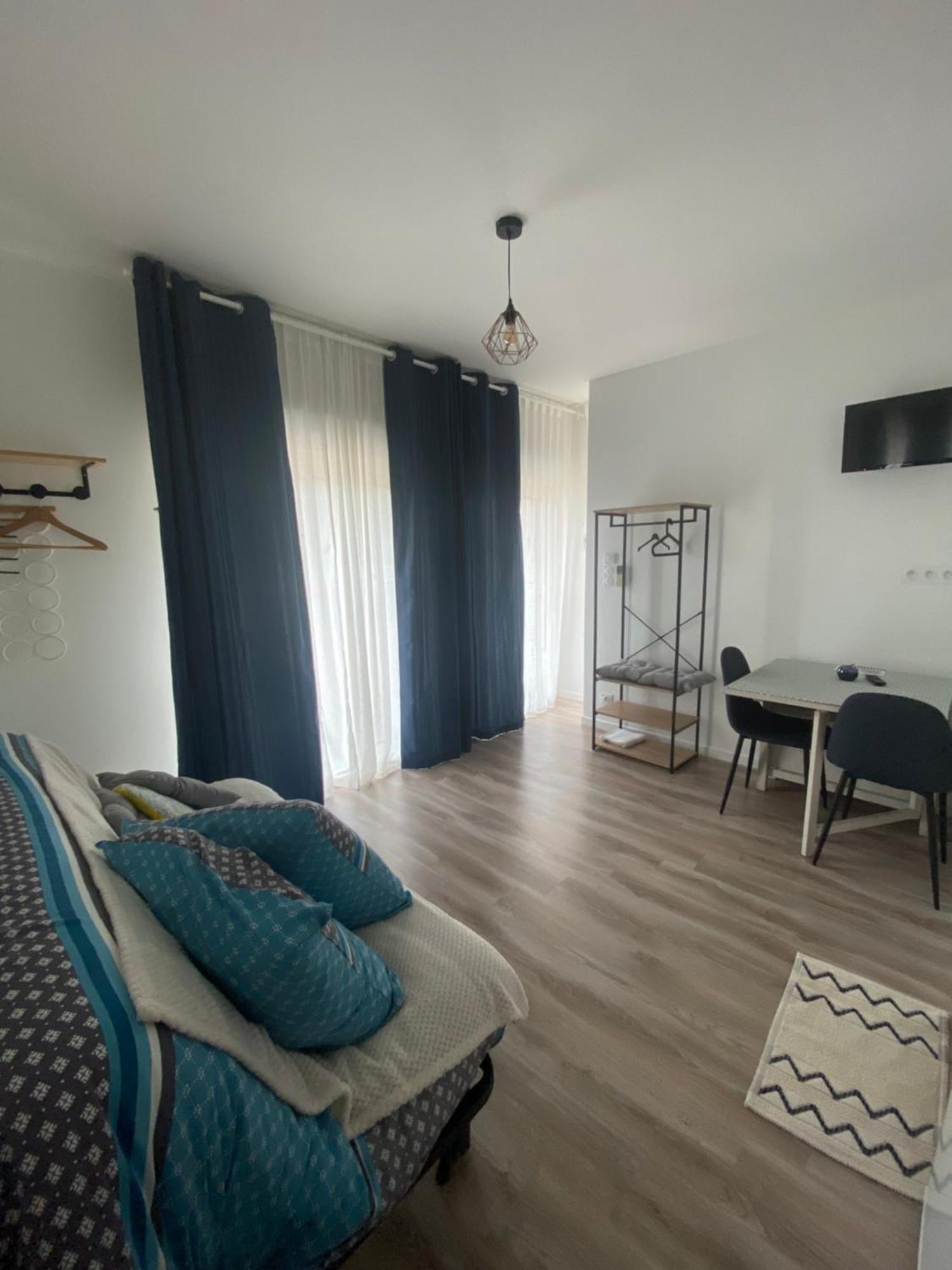Studio Neuf Tout Equipe Castres-Gironde Екстериор снимка